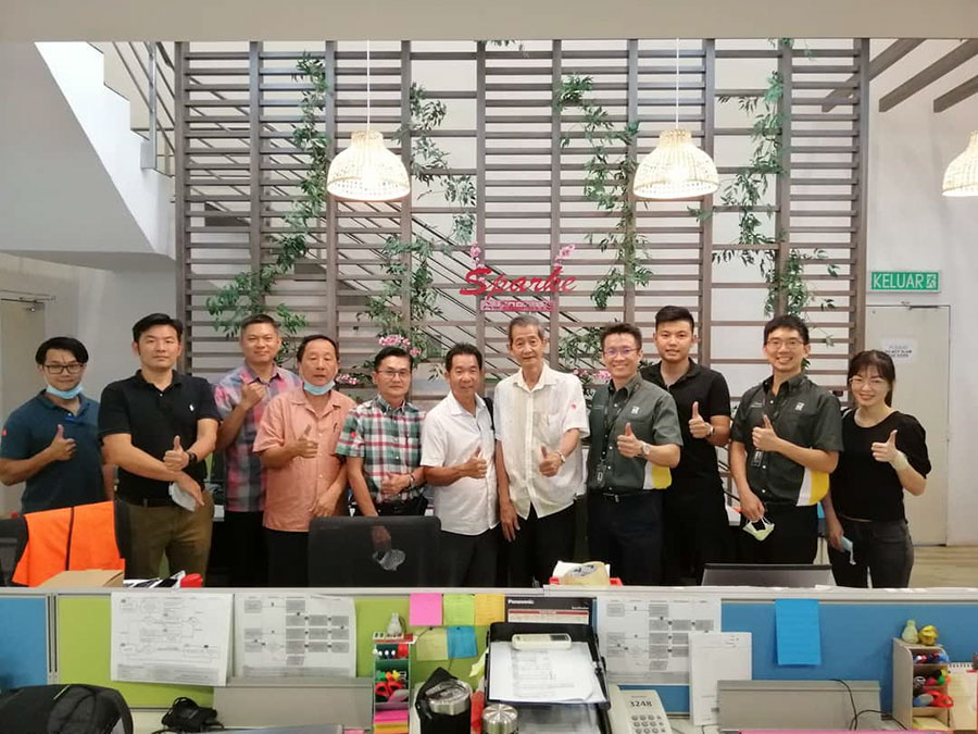 Sparke Autoparts参观